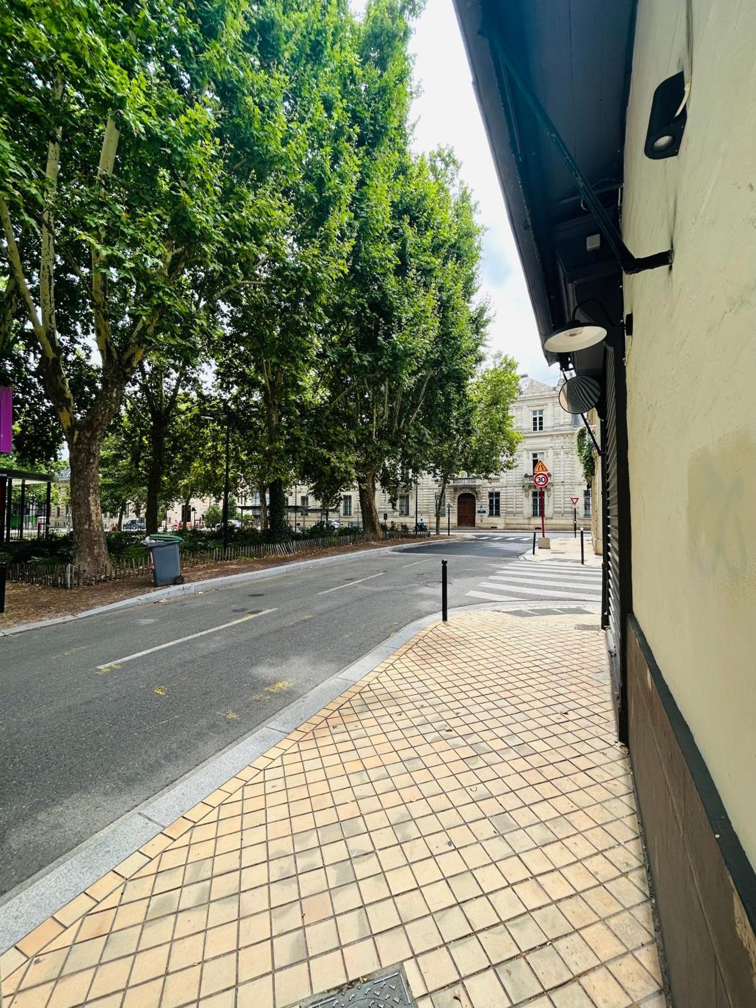 Studio Renove 30M2 A 5 Min De La Gare Bordeaux Exterior photo